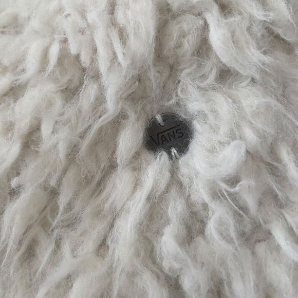 VANS Faux Fur Jacket Coat Women Size S Small White Lined Hook & Loop Closure - Picture 9 of 15